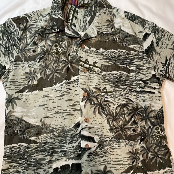 Men’s Roundy Bay size large green Hawaiian button up shirt - Picture 2 of 4